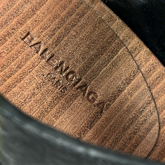 Balenciaga platform sandals - Picture 9 of 9